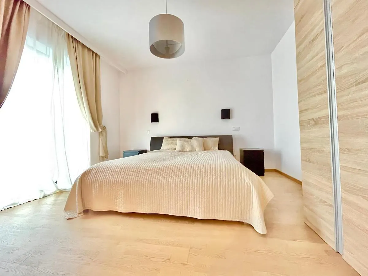 Parliament Luxury Condo Budapest 0*,  Hungary